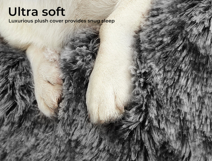 PROTECTIVE PLUSH PET THROW