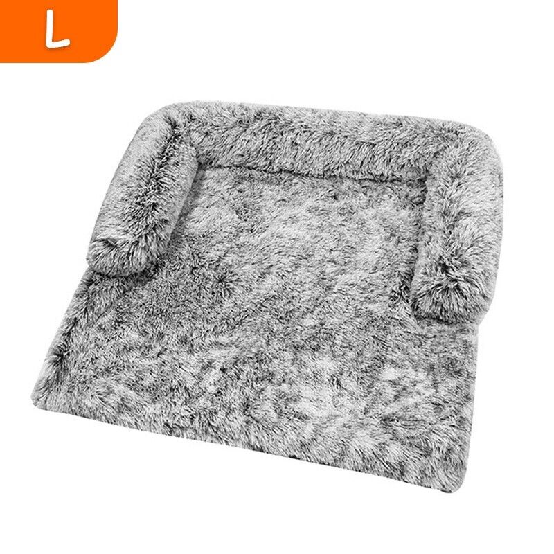 PROTECTIVE PLUSH PET THROW